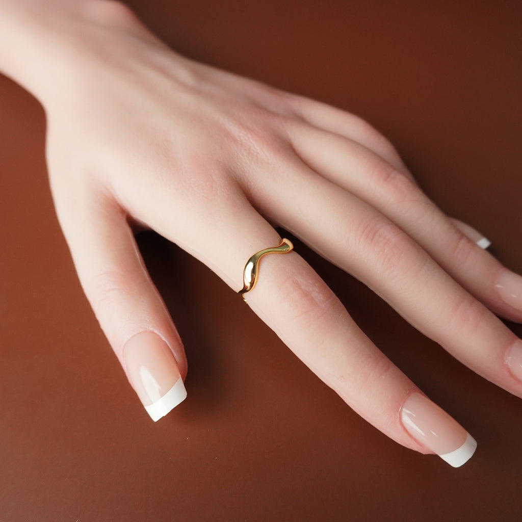 To My Grand Daughter - Waves Highest Highs and Lowest Lows Ring