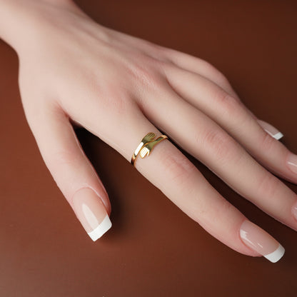 To My Daughter - Everlasting Embrace Ring in 18K Gold