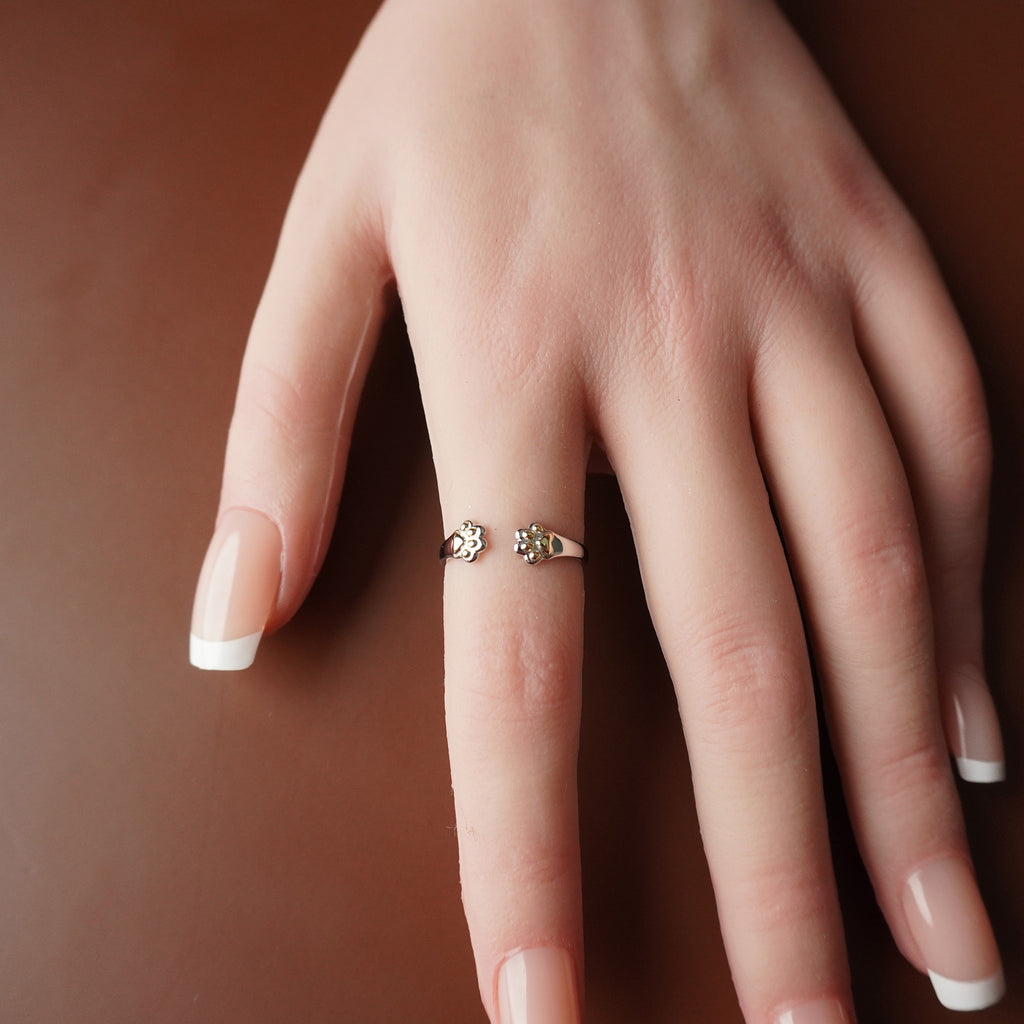 Eternal Paw Hug Ring